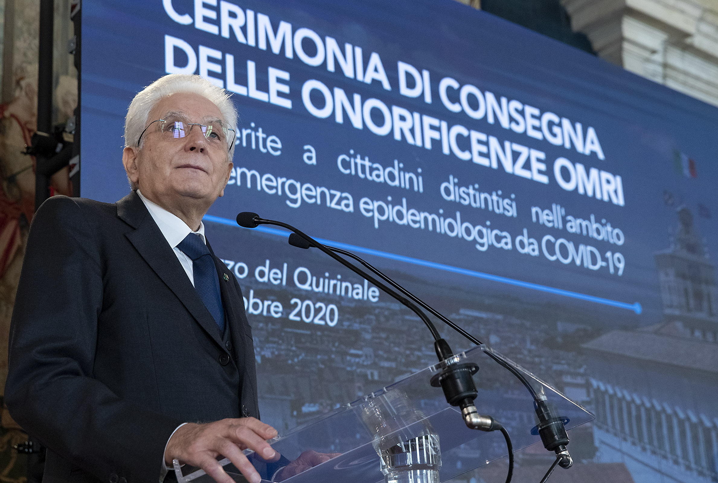 Giorni della ricerca, Mattarella e Speranza: «Priorità è sconfiggere il cancro»