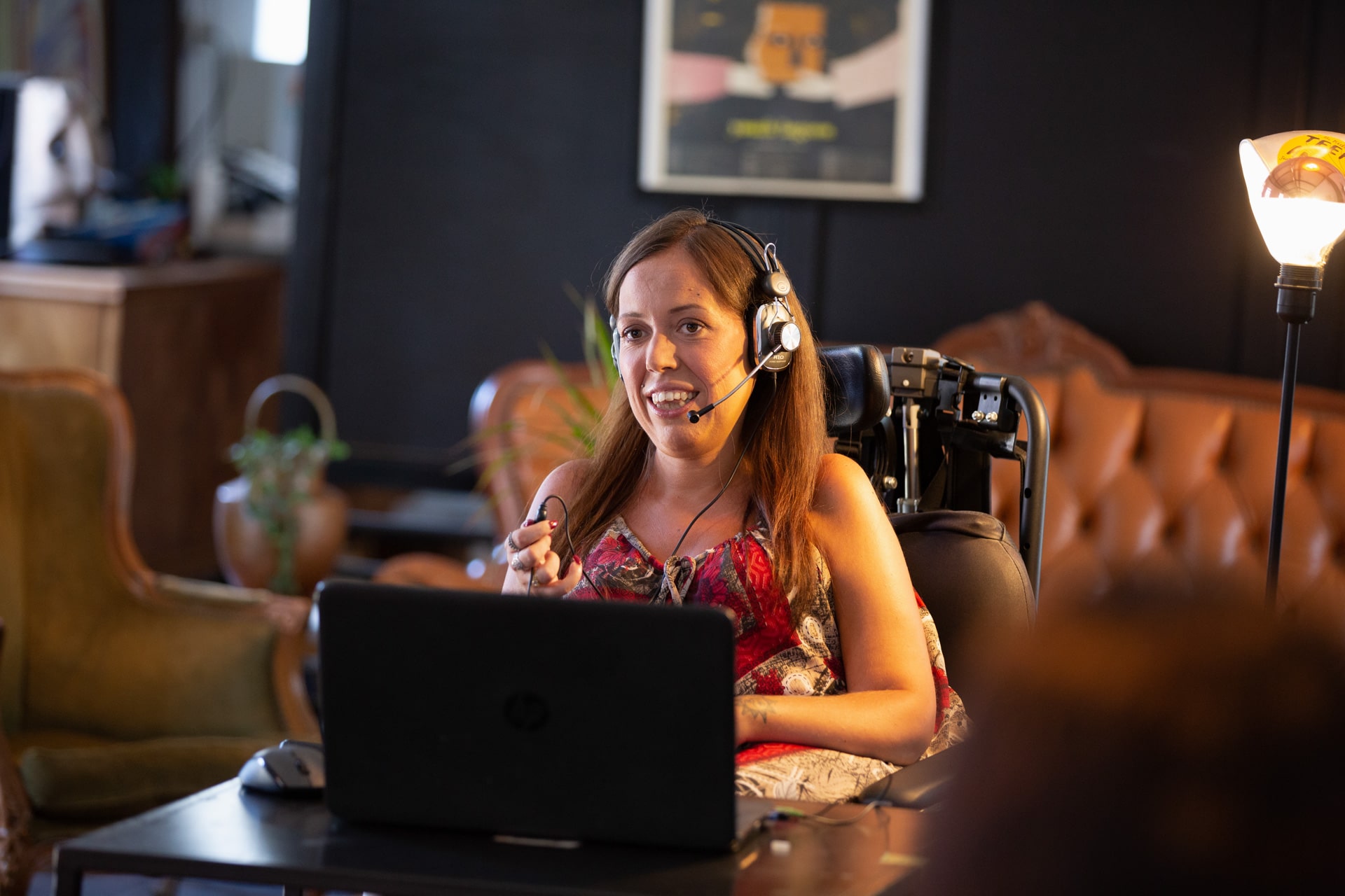 Famiglie SMA, Saverio Raimondo sostiene “Non c’è SMA che tenga”: la campagna per il Numero Verde Stella