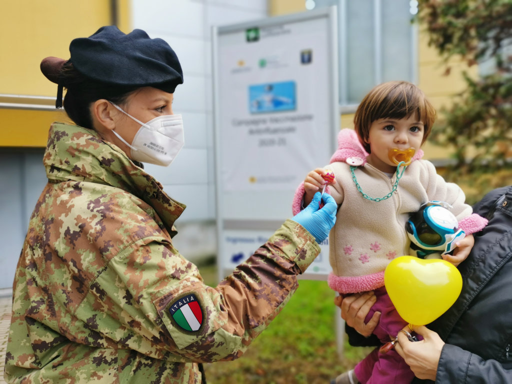 Con Operazione Vaccino spray antinfluenzale per 300 bambini al giorno da ASST Santi Paolo e Carlo