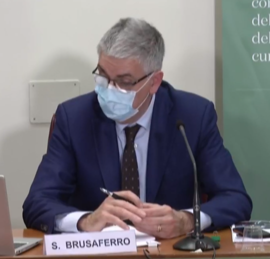 Covid-19, nuovo report ISS: «Rt a 1.03, 12 regioni a rischio alto e 8 moderato. Torna a crescere l’incidenza»