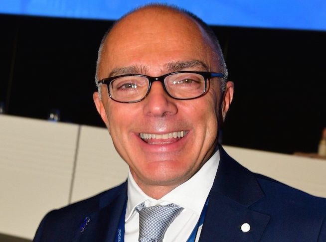 Il presidente di Amd tra i primi vaccinati contro Covid-19