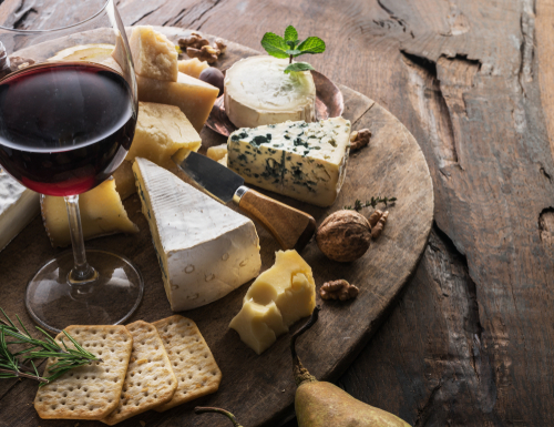 Vino e formaggio: abbinamento scientificamente perfetto