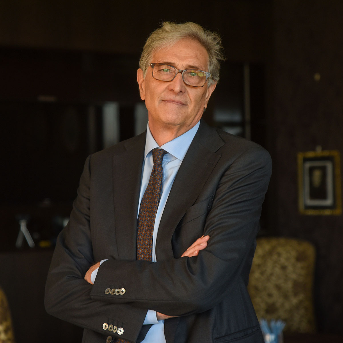 «È tempo di pensare a come riaprire le attività, non al se»
