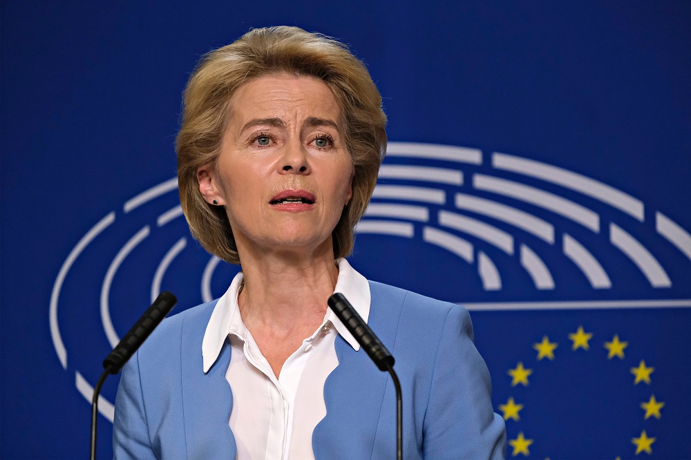 Covid-19, Von der Leyen: «Ue leader mondiale sui vaccini. Ora evitare pandemia dei non vaccinati»