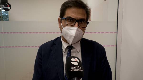 Terza dose, l’appello di D’Amato agli over 60: «Dopo 180 giorni si può fare il richiamo»