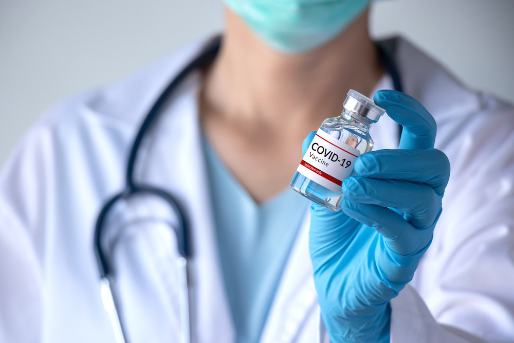 I diabetologi: vaccinarsi contro Covid senza se e senza ma
