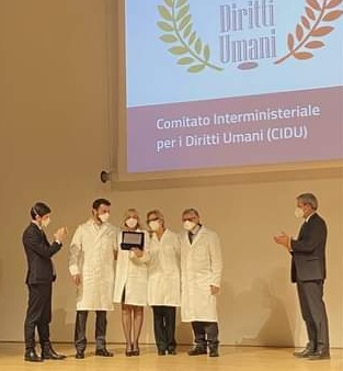 Premio Cidu per i diritti umani al Ssn. Anelli: «Gratitudine a sanitari per aver tutelato diritto alla salute»