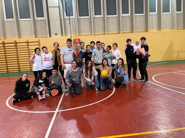 Chi trova un amico trova un tesoro, con la Banca del tempo Sociale è 2 aprile tutto l’anno