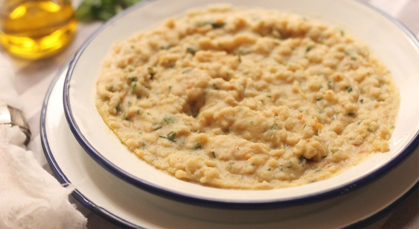 Minestra di fave e orzo: una ricetta deliziosa