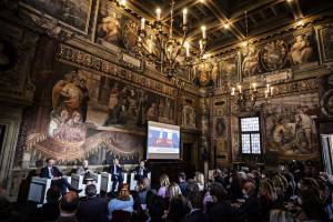 Sanità del futuro, Speranza ai dg: «Management ruolo chiave, PNRR occasione per rafforzare SSN»