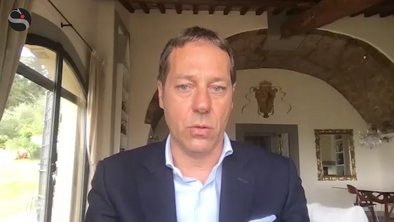 Dal PNRR nuove tecnologie per la sanità. Ma gli italiani non sanno usarle e l’Italia è troppo poco connessa