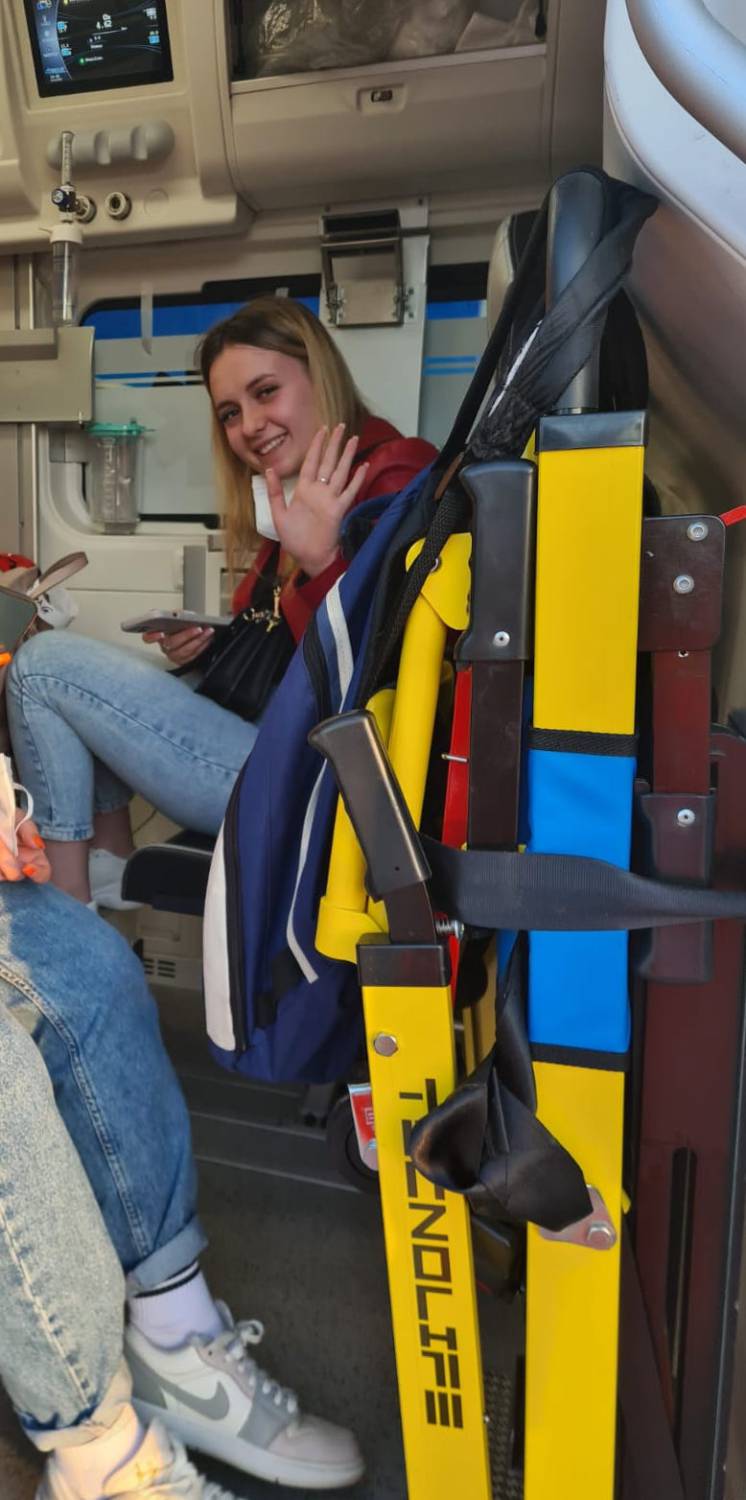 Iryna e la sua guerra contro il diabete. Dall’Ucraina a Napoli, la task force internazionale per salvarla