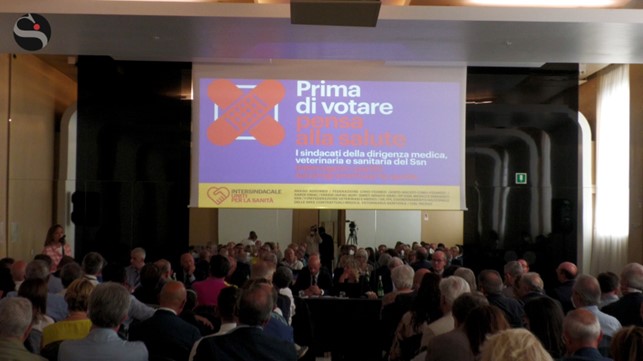 Intersindacale alla politica: «SSN in crisi. Niente promesse, in sanità serve concretezza»