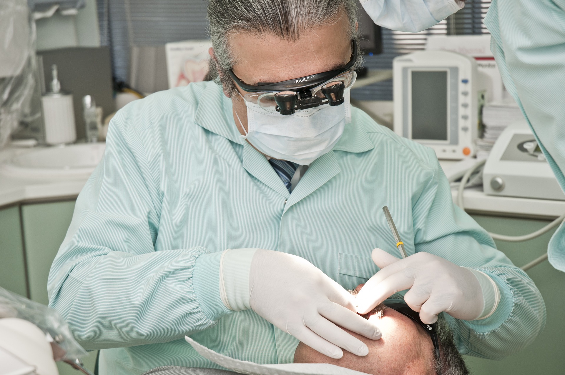 Dentisti SIdP: in Italia 2,2 milioni di impianti nel 2024, ma fino a 4 su 10 sono “storti”