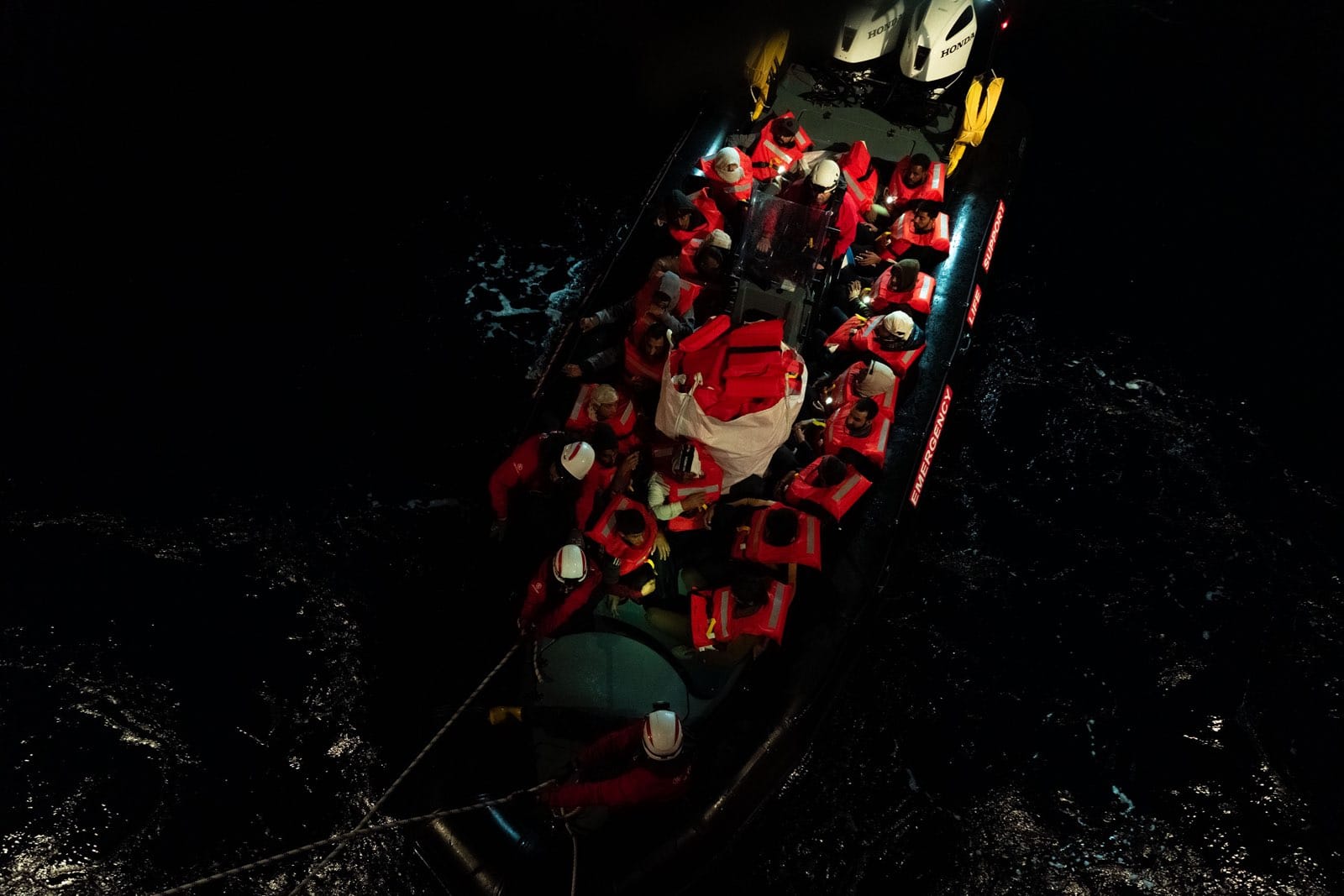 Life Support, la nuova nave di Emergency: 142 persone tratte in salvo in due giorni