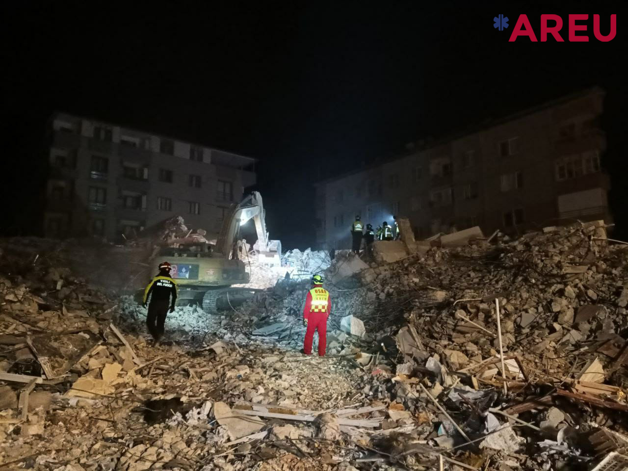 Sopravvissuti: come si rimane in vita sotto le macerie di un terremoto. Parlano gli esperti sul campo