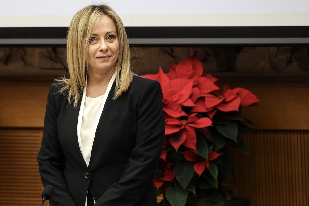 Influenza, pesante colpo di coda: anche premier Meloni finisce a letto…