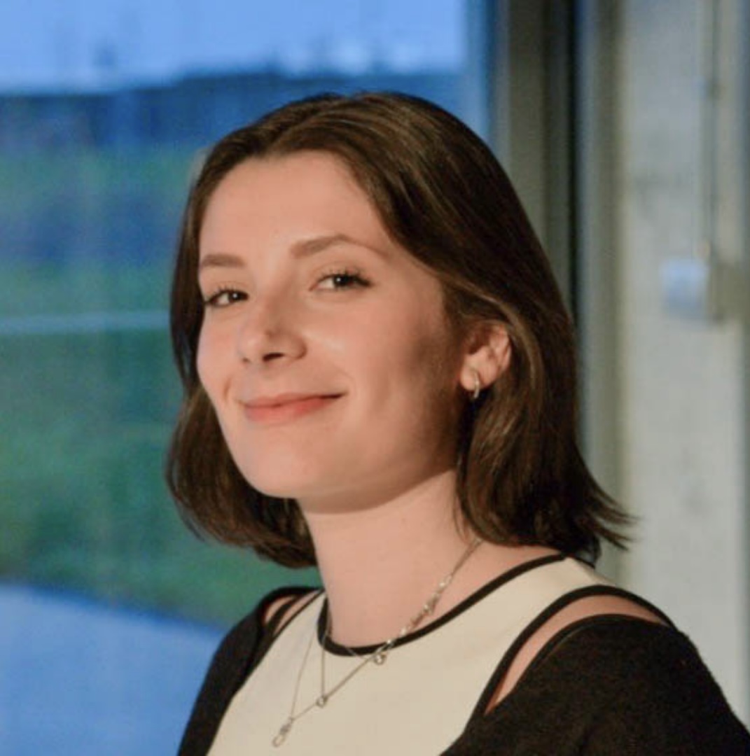 Emergenza sangue: in Italia arriva Rosso la start up per le donazioni creata da Chiara guarita dalla leucemia