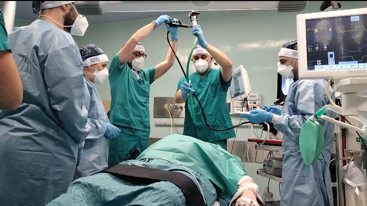 Chirurgia bariatrica: all’ASST Santi Paolo e Carlo di Milano una innovativa tecnica endoscopica trans-orale per vincere l’obesità