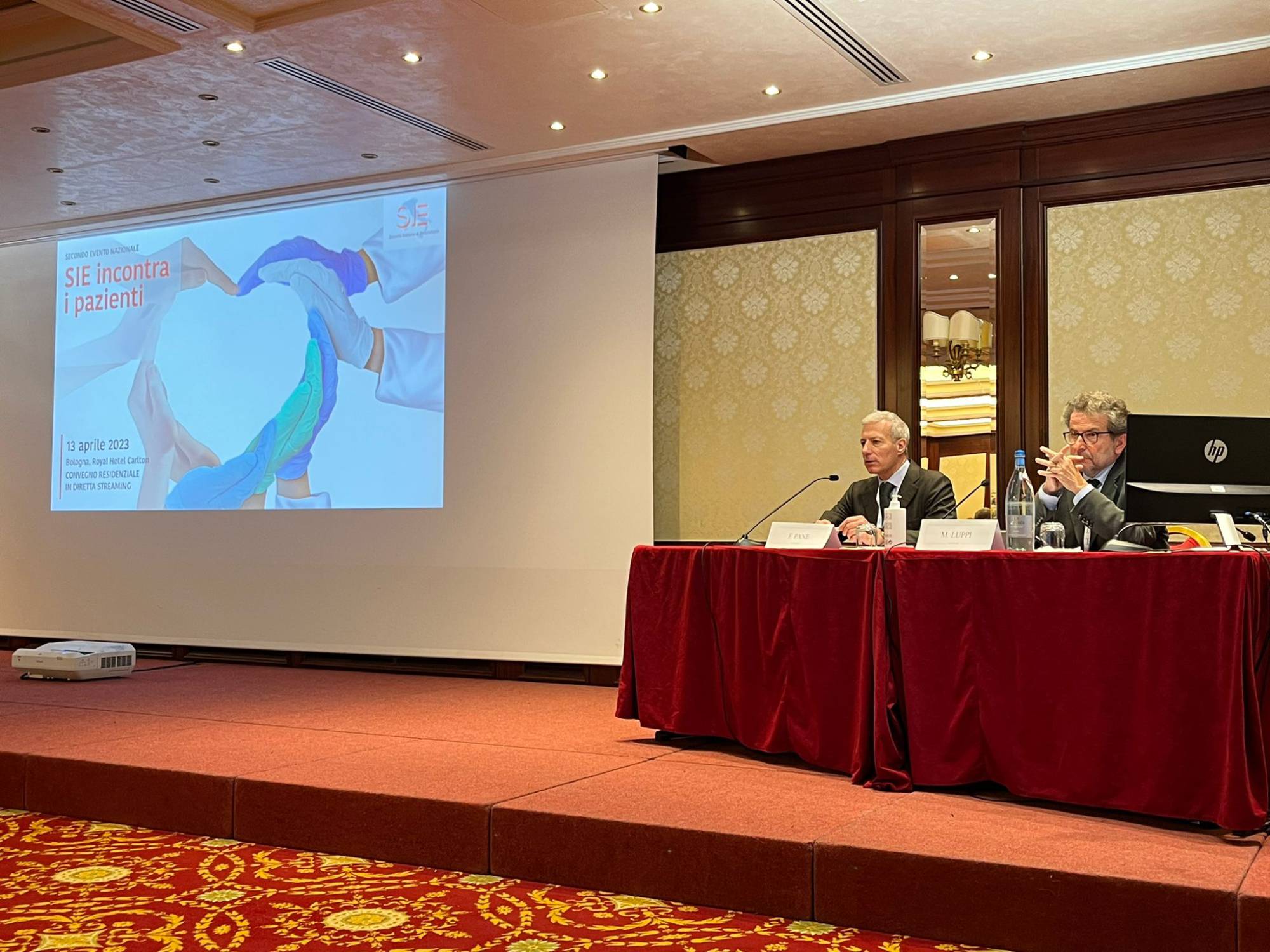 Ematologia, pazienti e medici d’accordo: «Serve alleanza tra società scientifiche e associazioni per incidere nelle scelte»