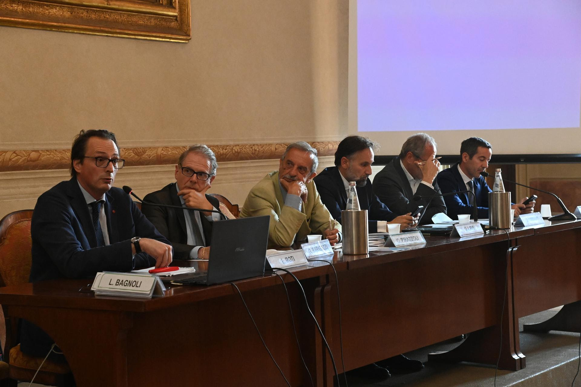 Grido d’allarme di ANASTE, UNEBA E LEGACOOP:  “Senza aiuti strutture per anziani a rischio chiusura”