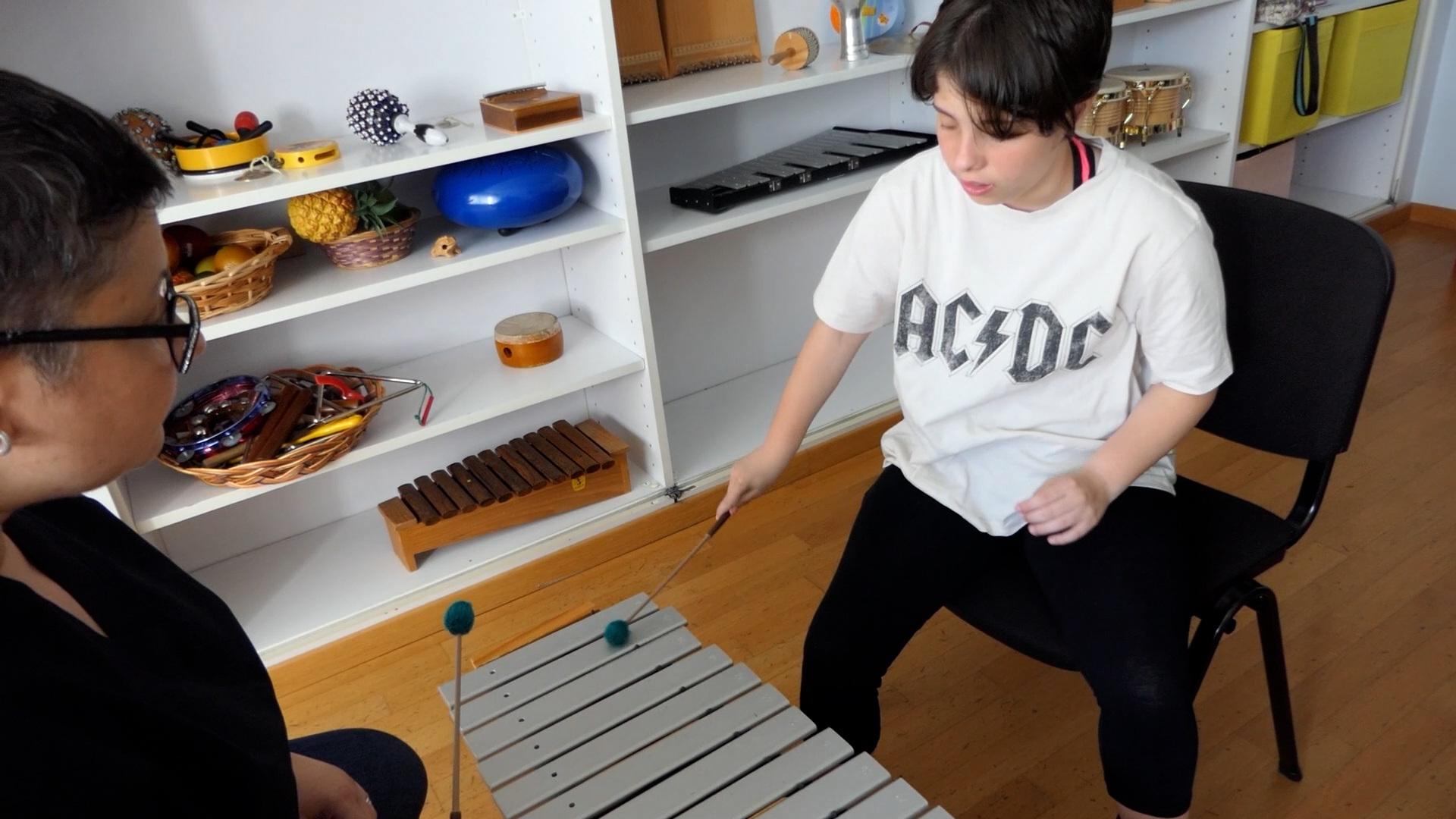 Giornata della Musicoterapia, con il suono si abbattono le barriere della diversità: Maggiori (AIM): “Un linguaggio universale che chiunque comprende e riconosce”