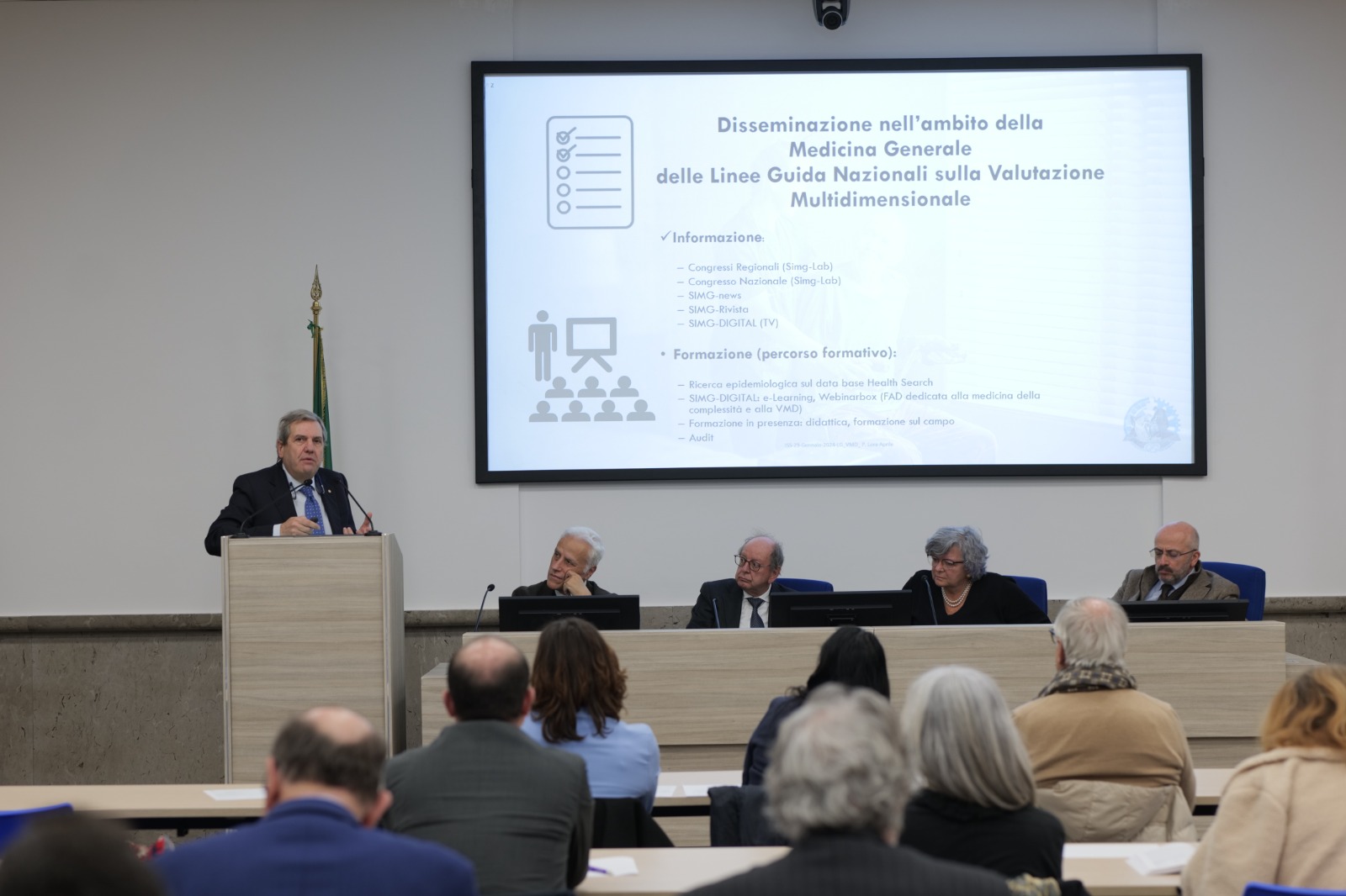 Anziani, diagnosi più rapide e ottimizzazione dell’assistenza grazie a sinergia tra medici di famiglia e geriatri