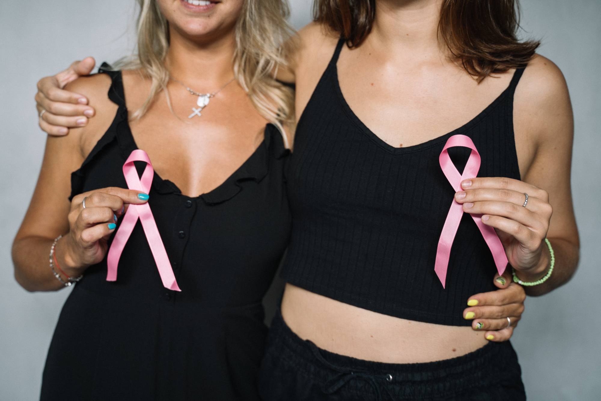 Tumore al seno, test genomici fondamentali per 13mila donne ogni anno