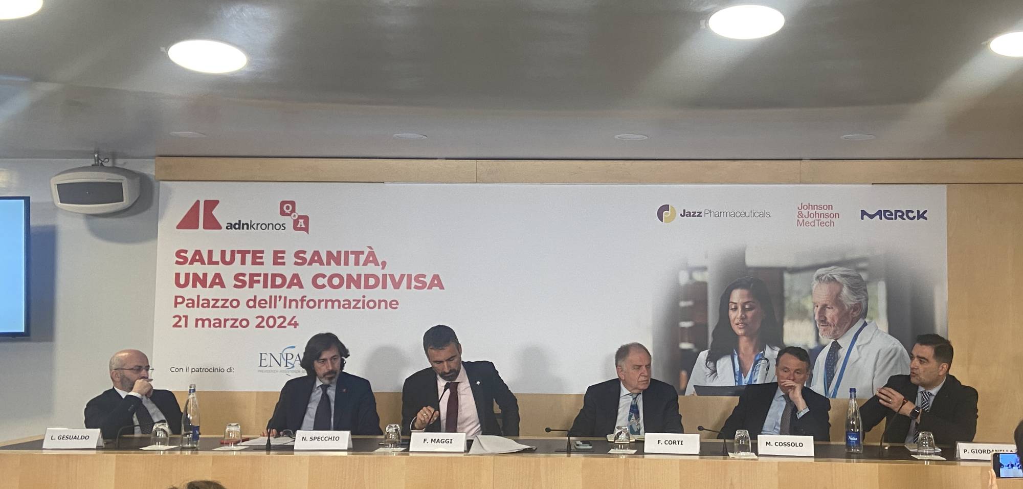 ‘Salute e Sanità’: sei italiani su dieci hanno meno fiducia nel SSN. Del mal funzionamento si dà la responsabilità in primis allo Stato