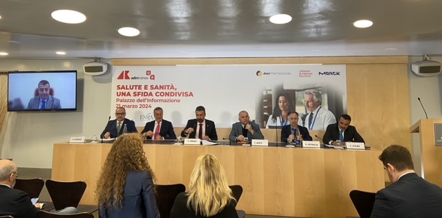 ‘Salute e Sanità’: sei italiani su dieci hanno meno fiducia nel SSN. Del mal funzionamento si dà la responsabilità in primis allo Stato