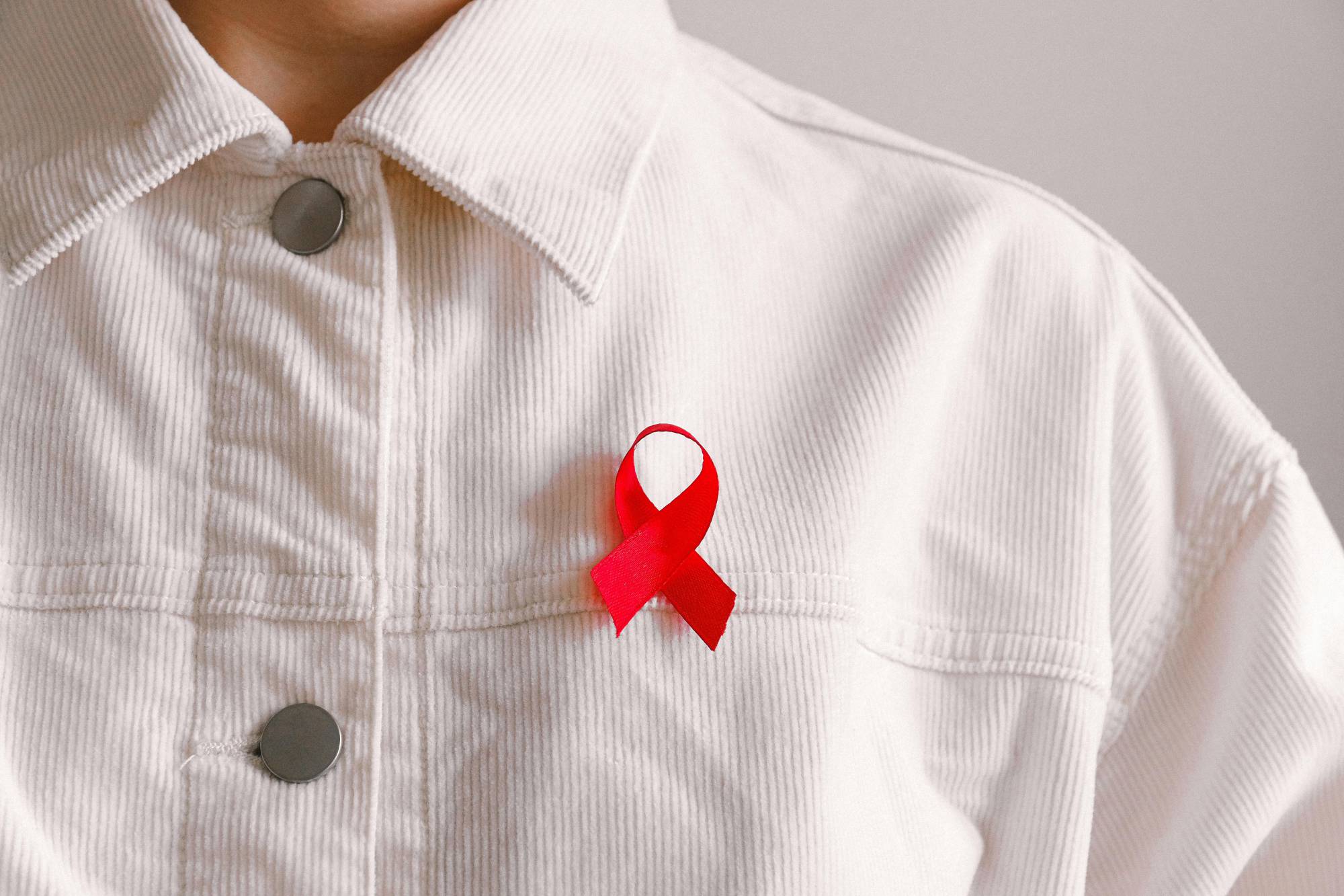 Aids, nuovo caso di possibile guarigione da Hiv a Berlino: è il settimo al mondo