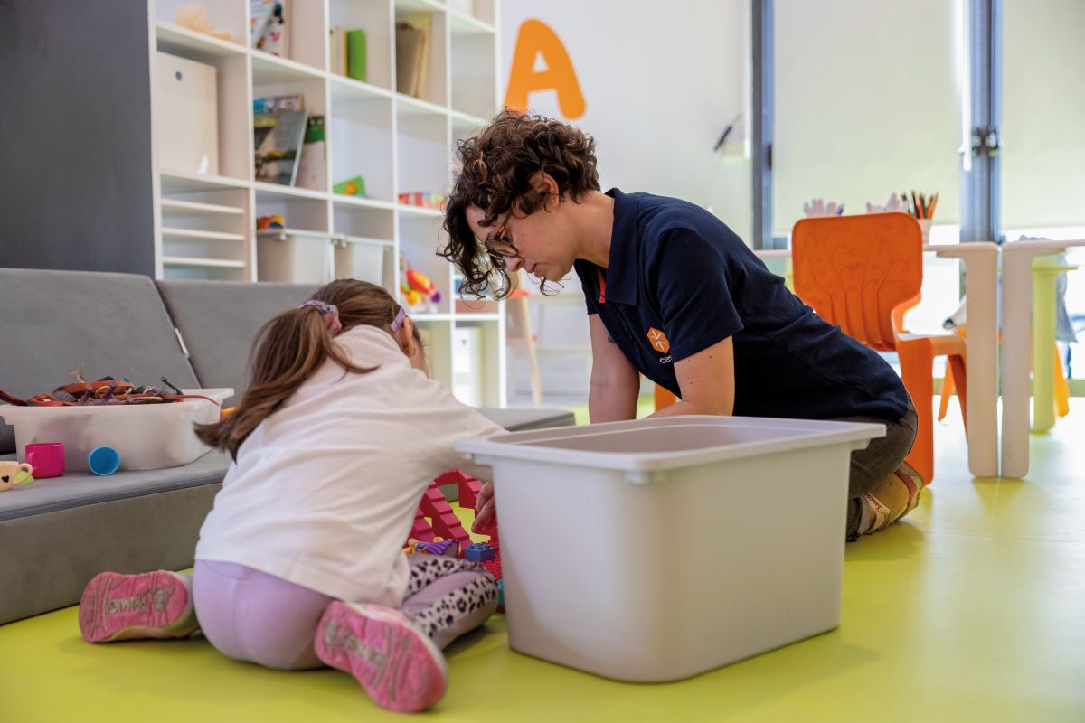 Maltrattamento e cura dell’infanzia, CESVI: “Incombe l’incertezza per guerre e carovita”