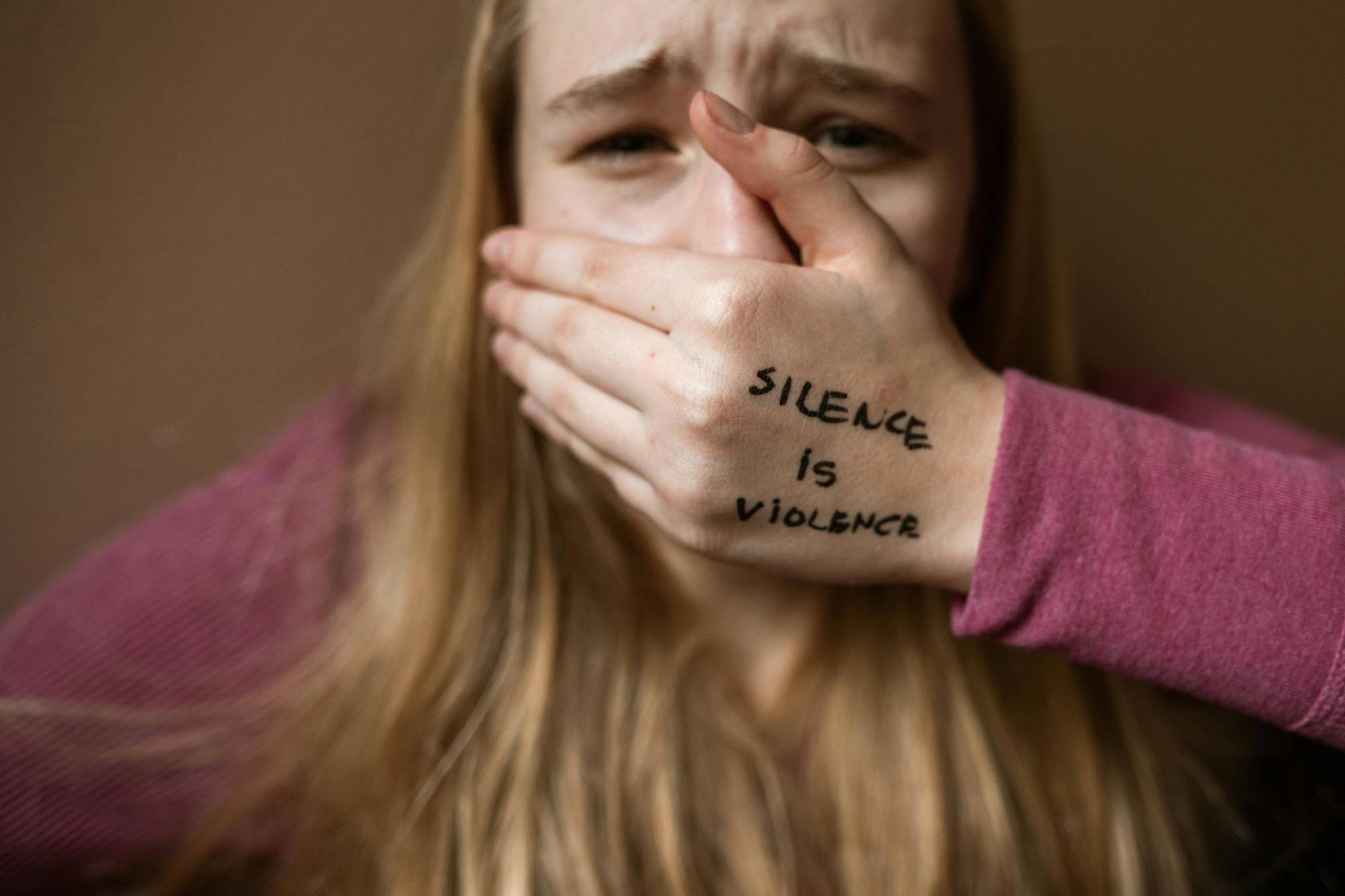 Violenza di genere, Oms: “Nel mondo vittima un’adolescente su sei”
