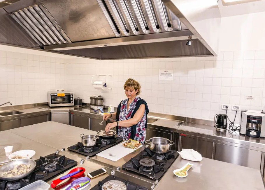 Tumori: da Boudry a Nimes in bici per sostenere il progetto ‘Case Ail’