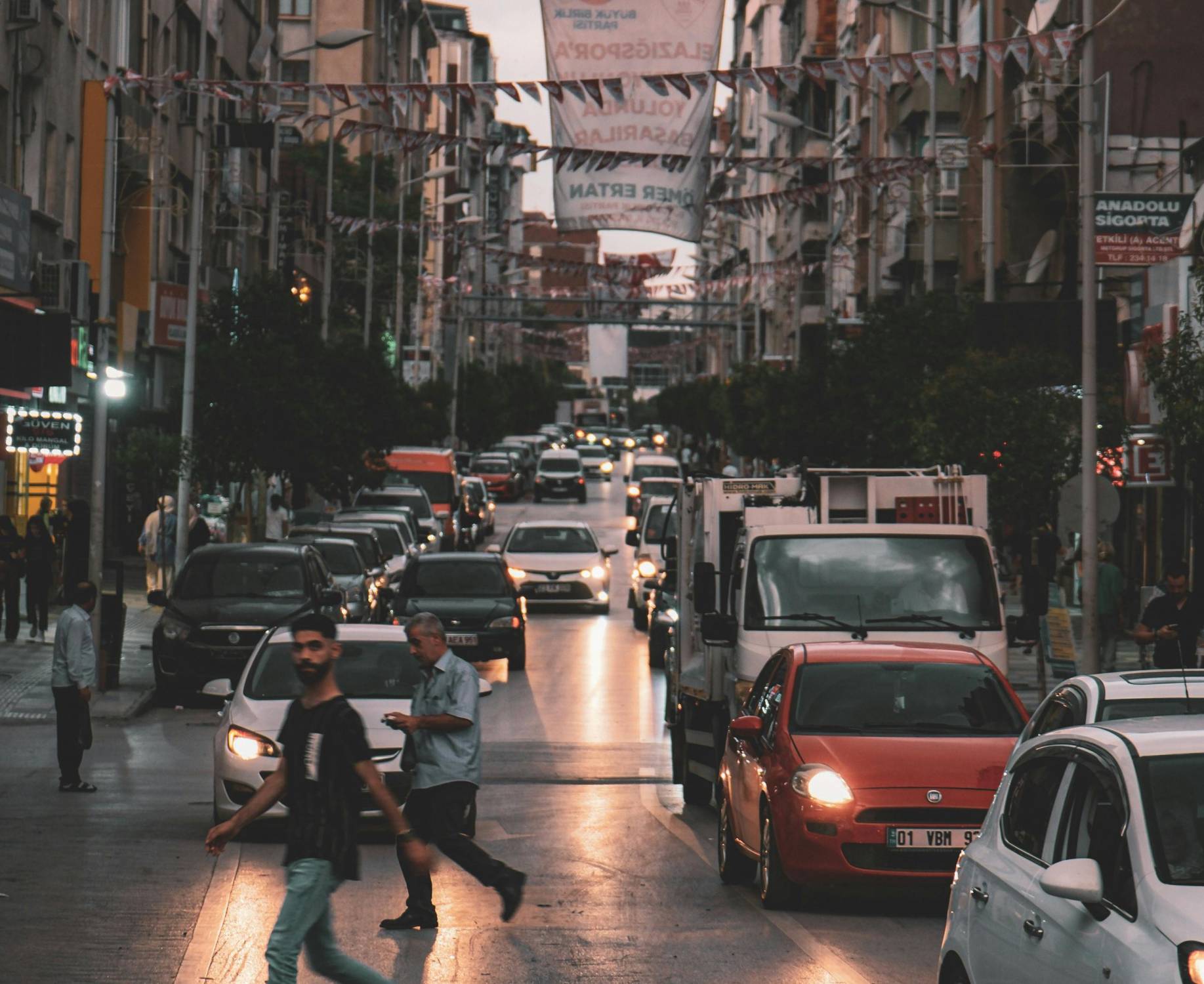 Il traffico aumenta il rischio di avere cattive abitudini alimentari