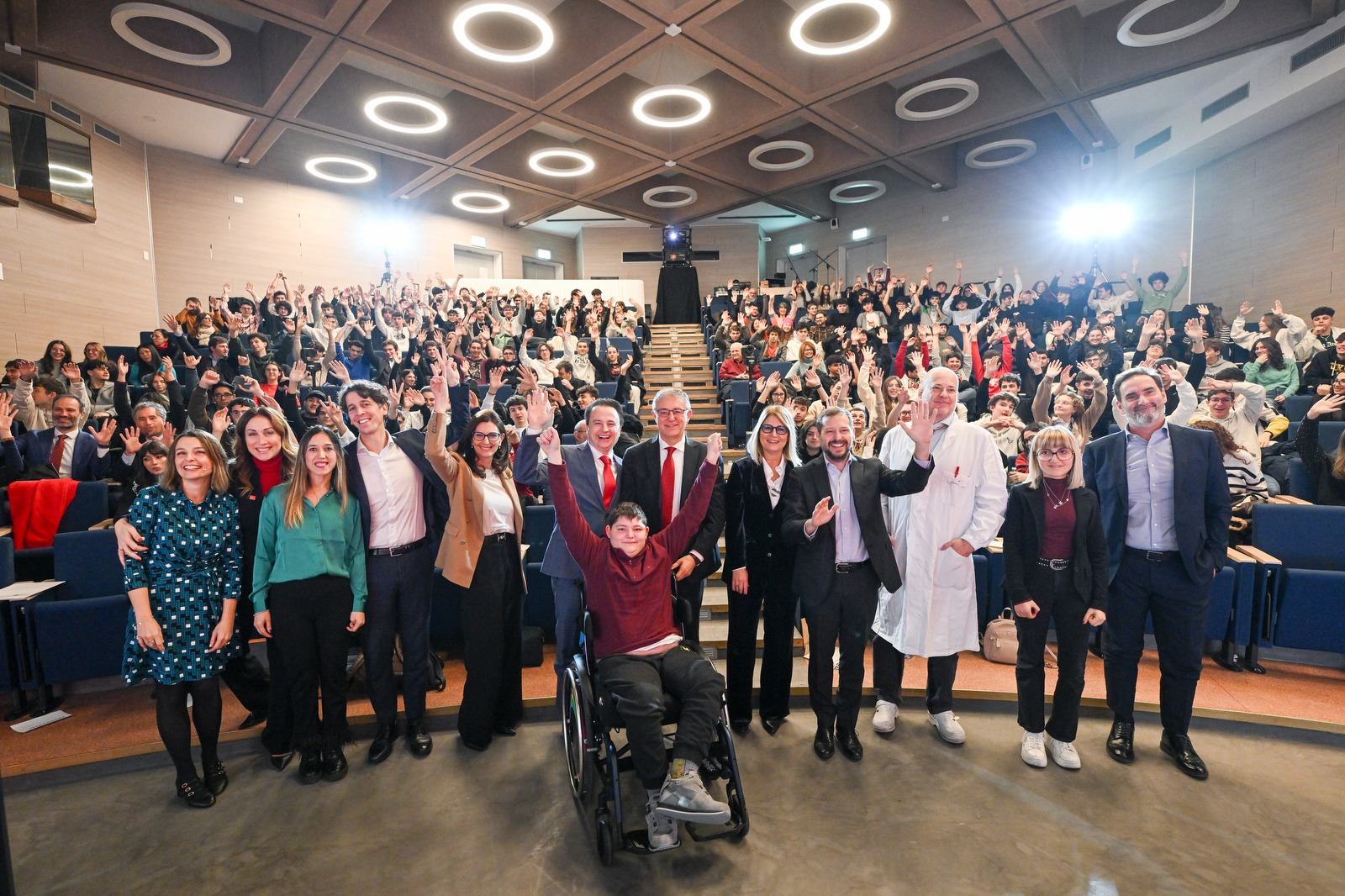 Raccontare il futuro della Medicina alla Generazione Z. Al via il progetto Fattore J