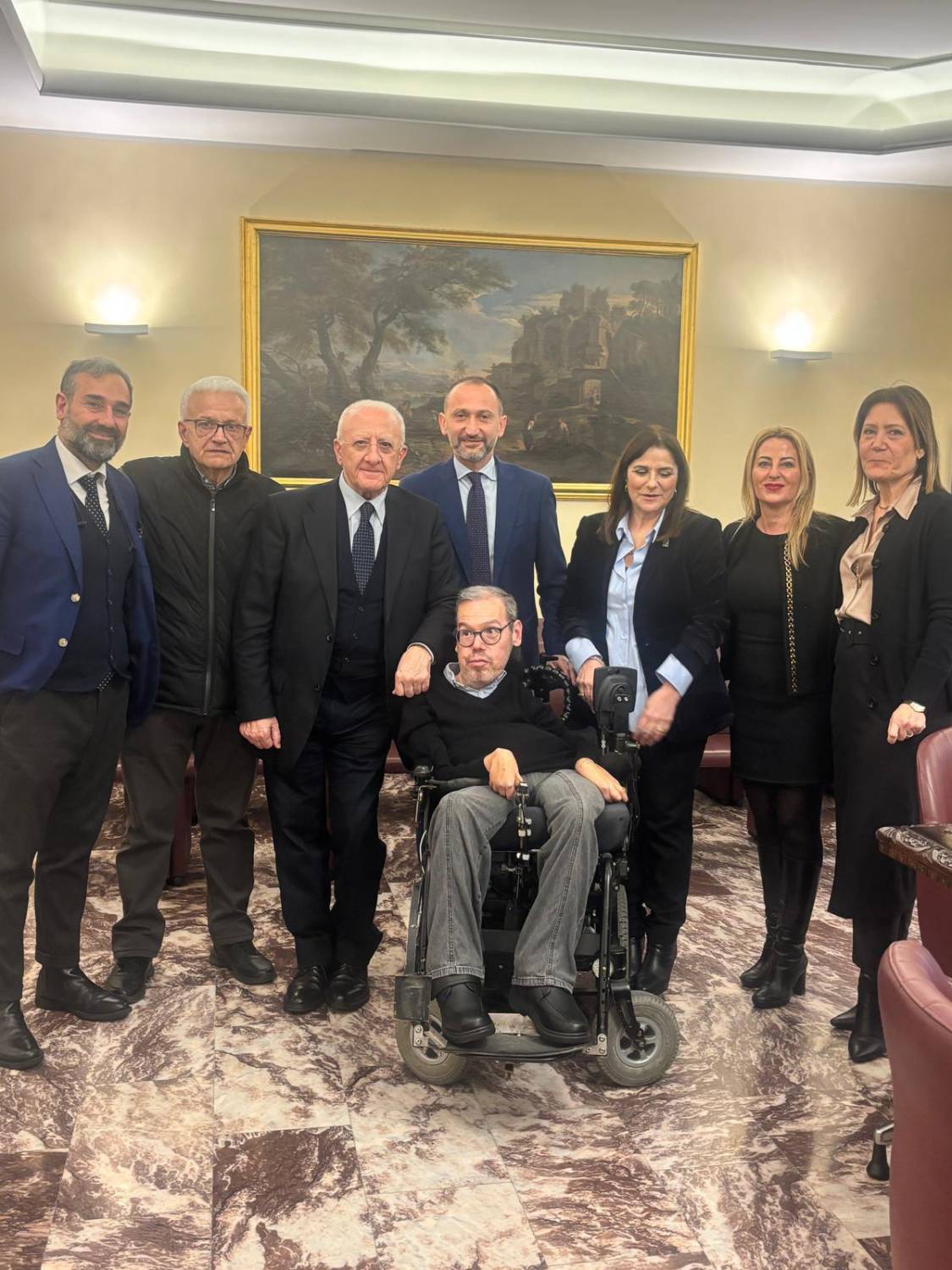 Malattie rare, il Presidente della Campania incontra i pazienti: “Al NeMO di Napoli un futuro di cura e innovazione”