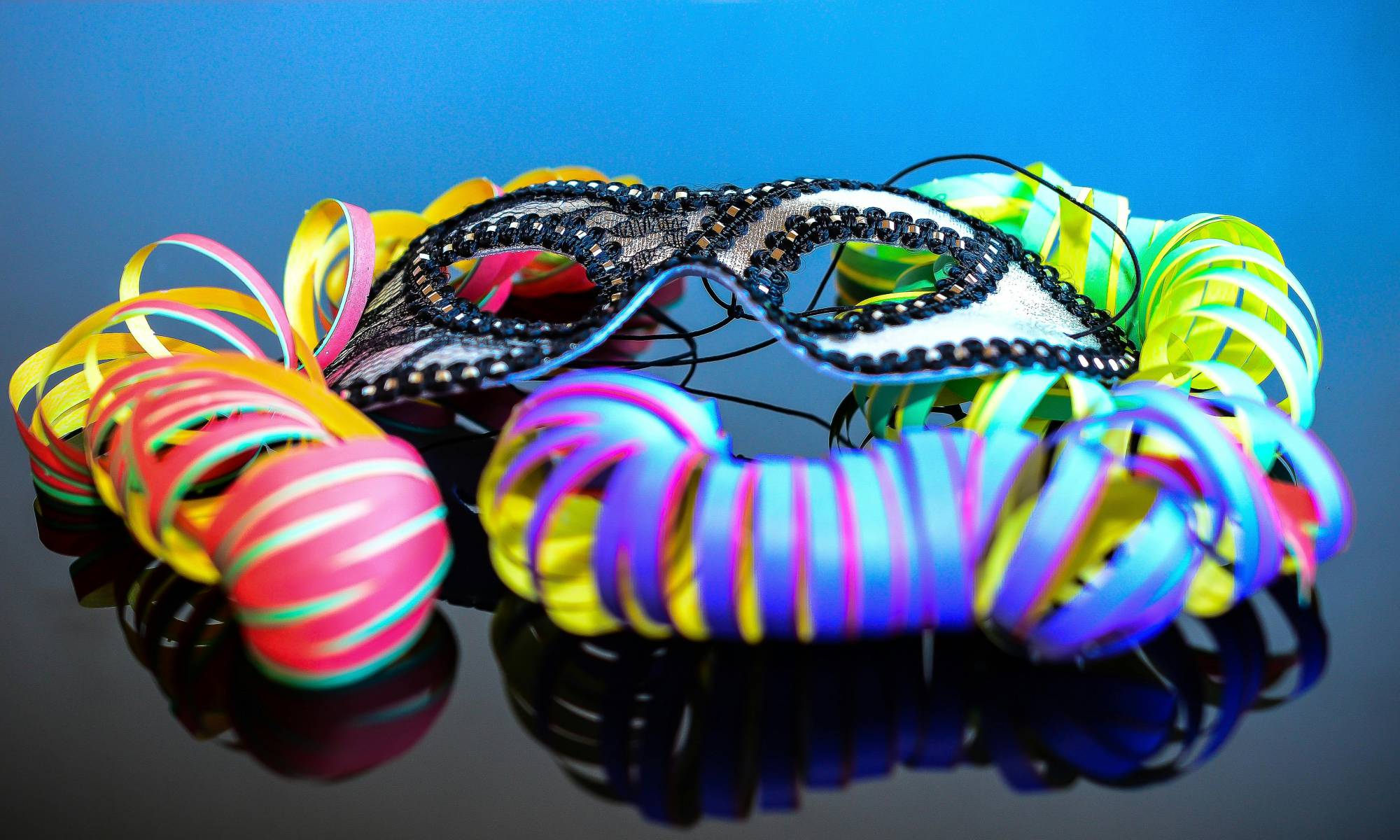 Carnevale, Sima: “Con coriandoli e stelle filanti in plastica pericoli per salute e ambiente”