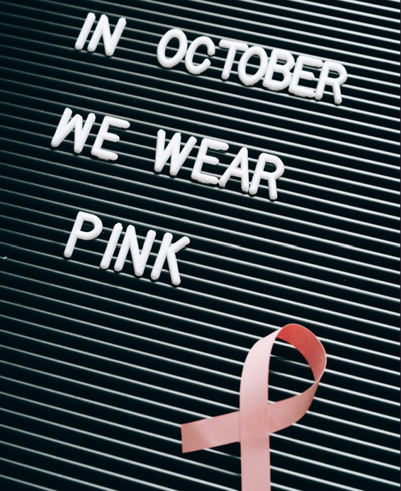 Ottobre rosa, il ruolo delle ostetriche nella prevenzione del tumore al seno